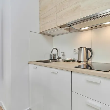 Modern Kościuszki By Renters *