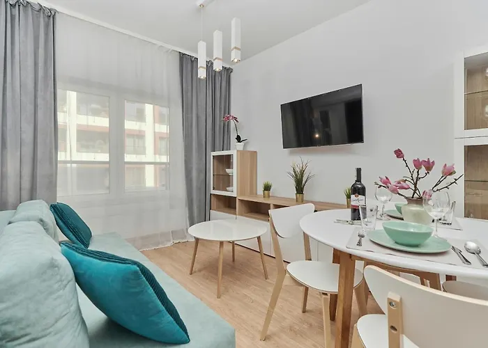 Modern Kosciuszki With Free Garage By Renters Breslavia