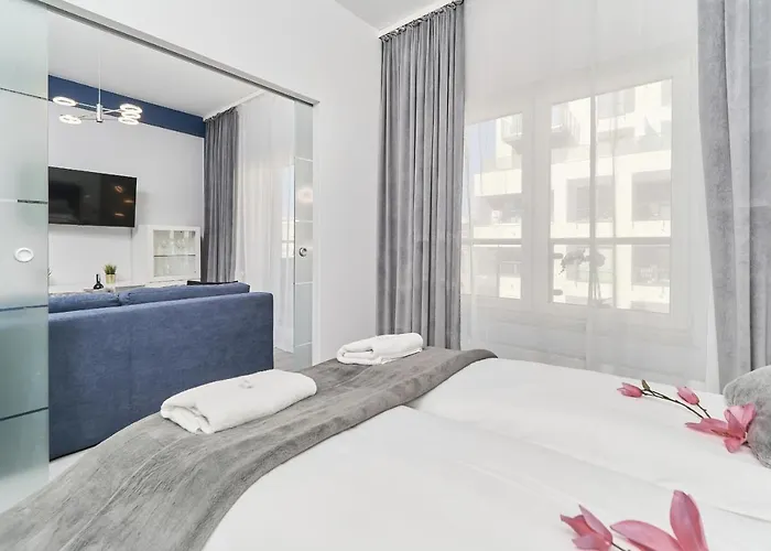 Modern Kosciuszki With Free Garage By Renters * Breslavia