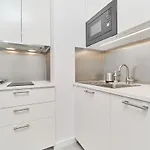 Modern Kosciuszki With Free Garage By Renters Breslau