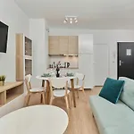 Apartment Modern Kosciuszki With Free Garage By Renters Breslau
