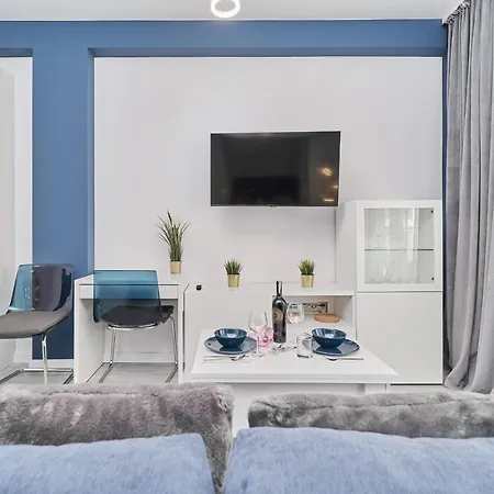 Modern Kosciuszki With Free Garage By Renters * Wroclaw