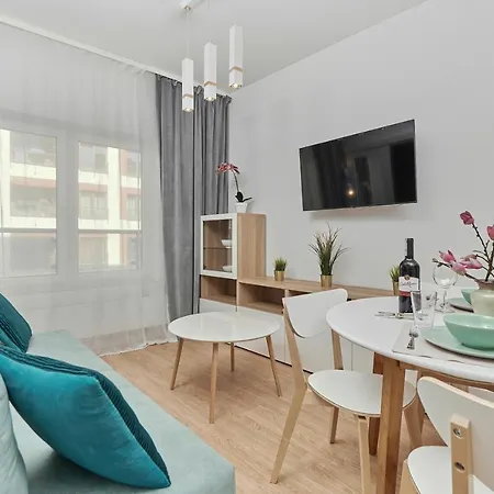 Modern Kosciuszki With Free Garage By Renters Wroclaw