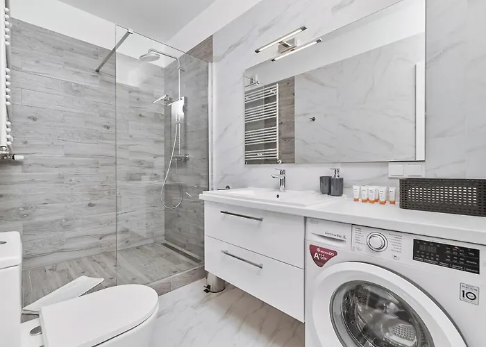 Modern Kosciuszki With Free Garage By Renters Apartment *