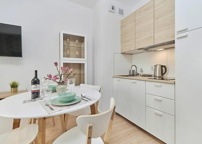 Modern Kosciuszki With Free Garage By Renters Apartment *